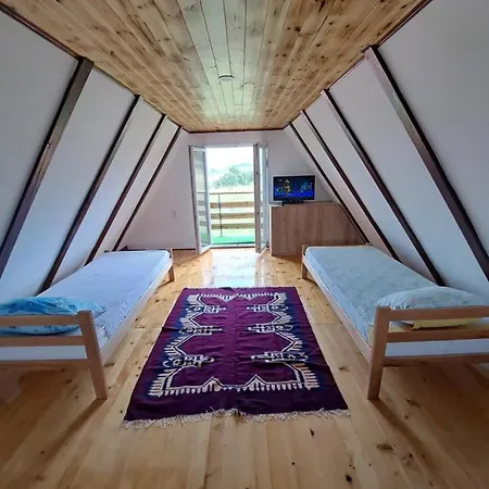 Vikendica Velanac *