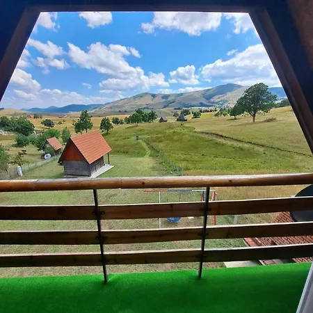 Holiday home Vikendica Velanac *